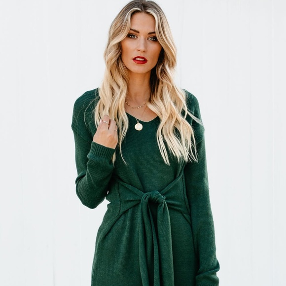 Maison du Soleil Sweaters - Fall Fave: Green belted sweater-dress